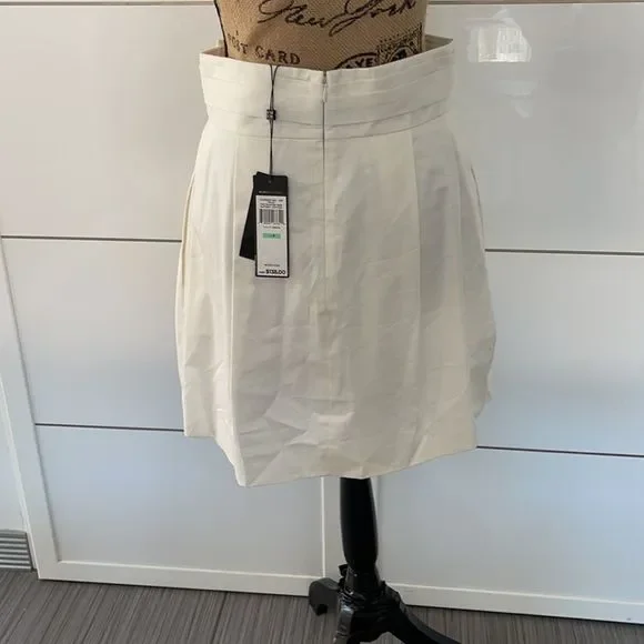 NWT BCBG ivory skirt - Picture 4 of 5